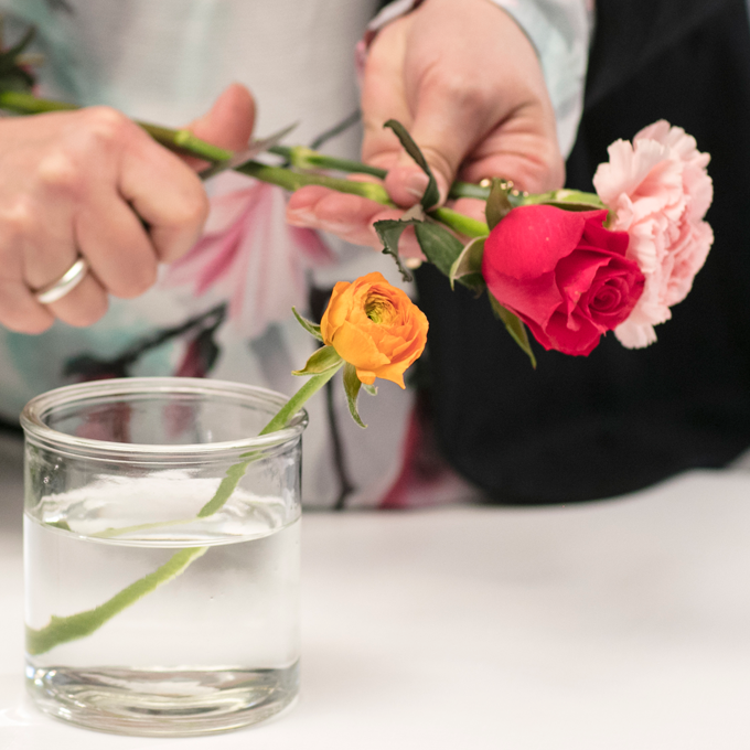 DIY: Sådan laver du en farverig blomsterbuket - Plantorama