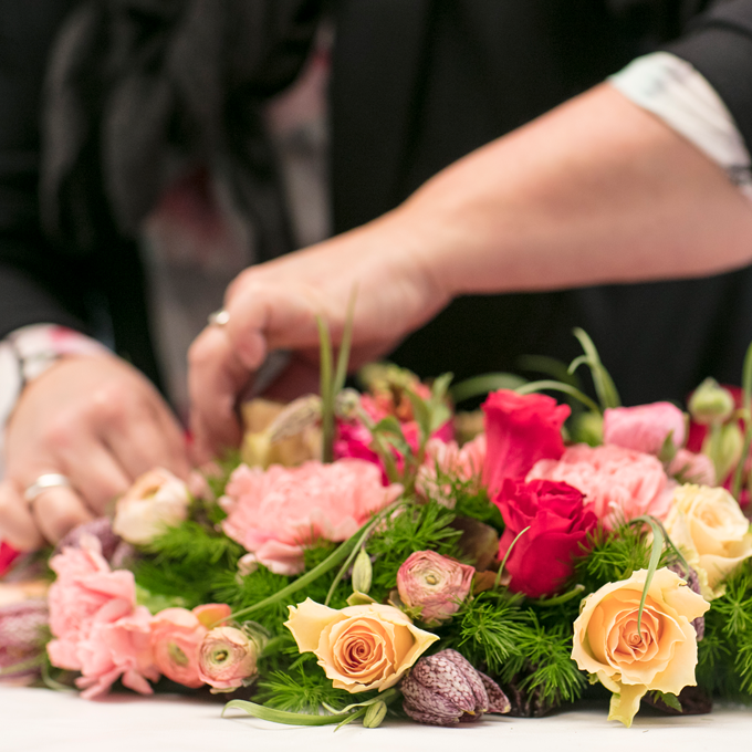 DIY: Sådan laver du en overdådig blomsterkrans - Plantorama