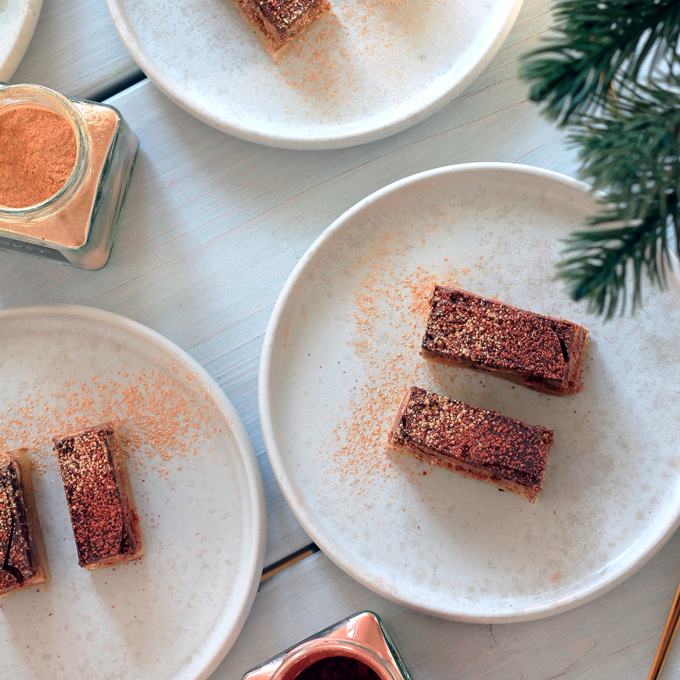 Gyldne marcipansnitter med mandler og nougat - Plantorama