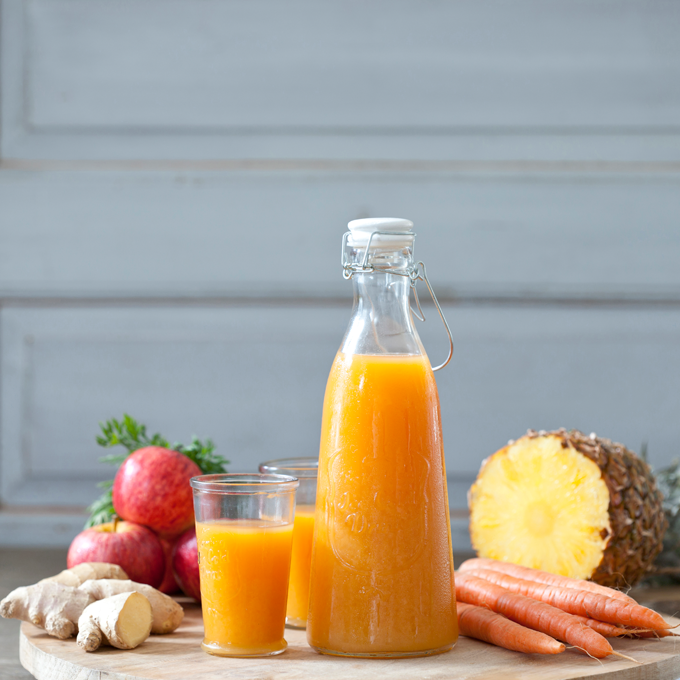 Opskrift: Juice med gulerod, æble og ananas - Plantorama