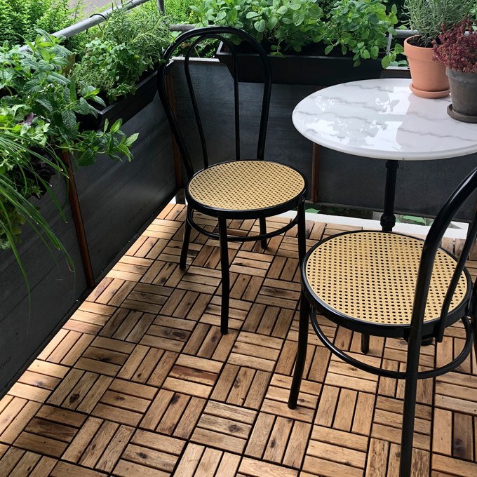 Sådan planter du krydderurter på altanen - Plantorama