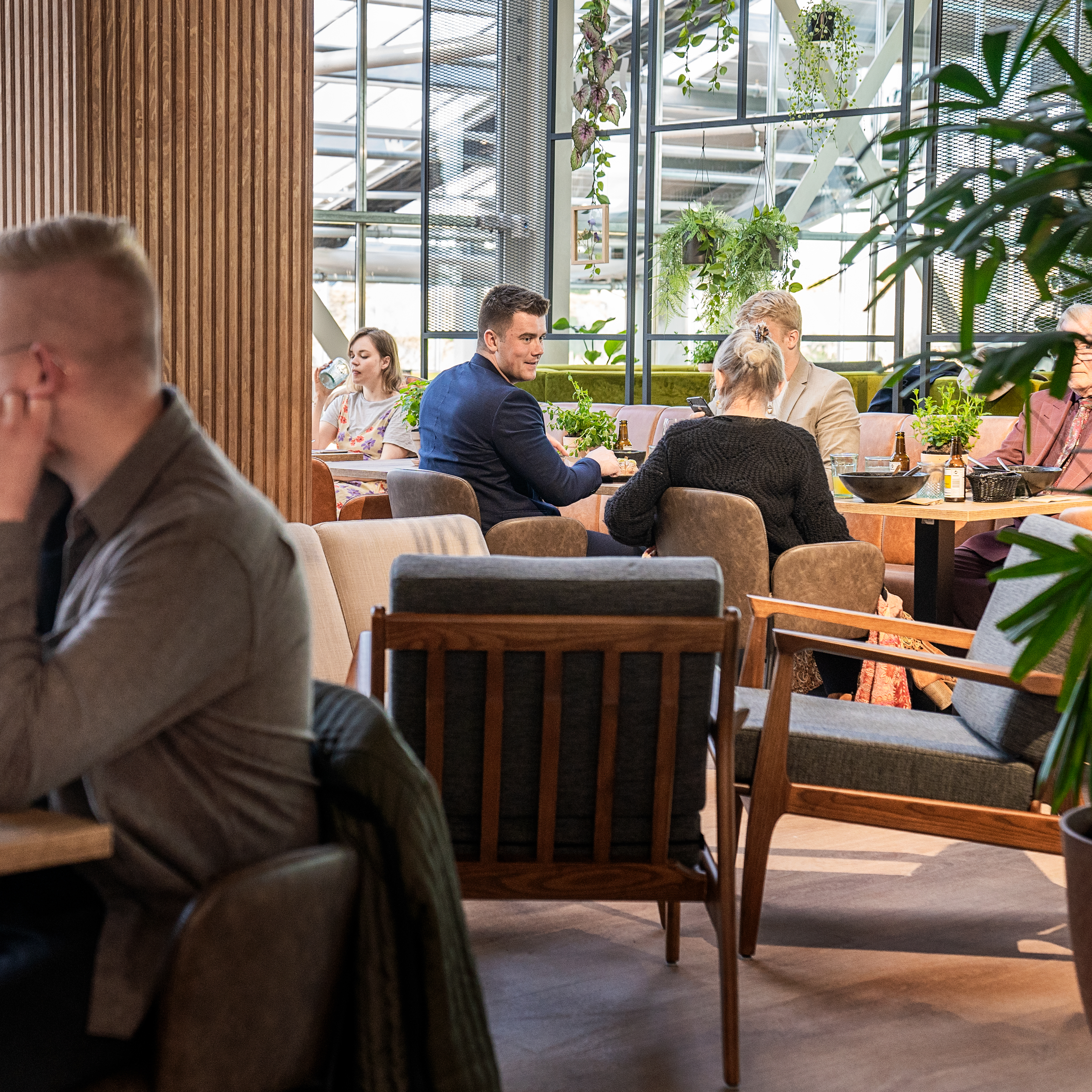Besøg Plantoramas restaurant midt i oasen i Tilst og Hørsholm